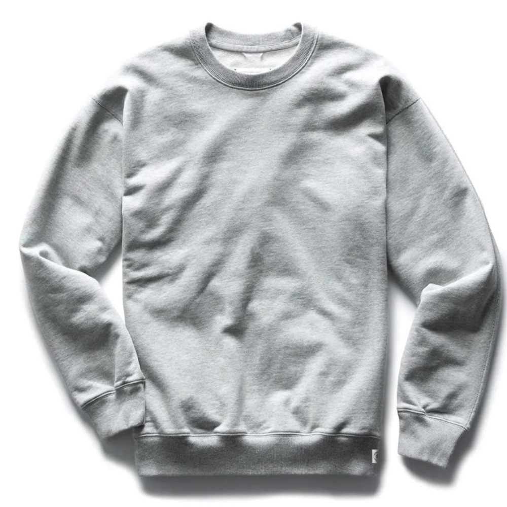 Reigning Champ Women’s Midweight Relaxed Crew Sweater in Heather grey